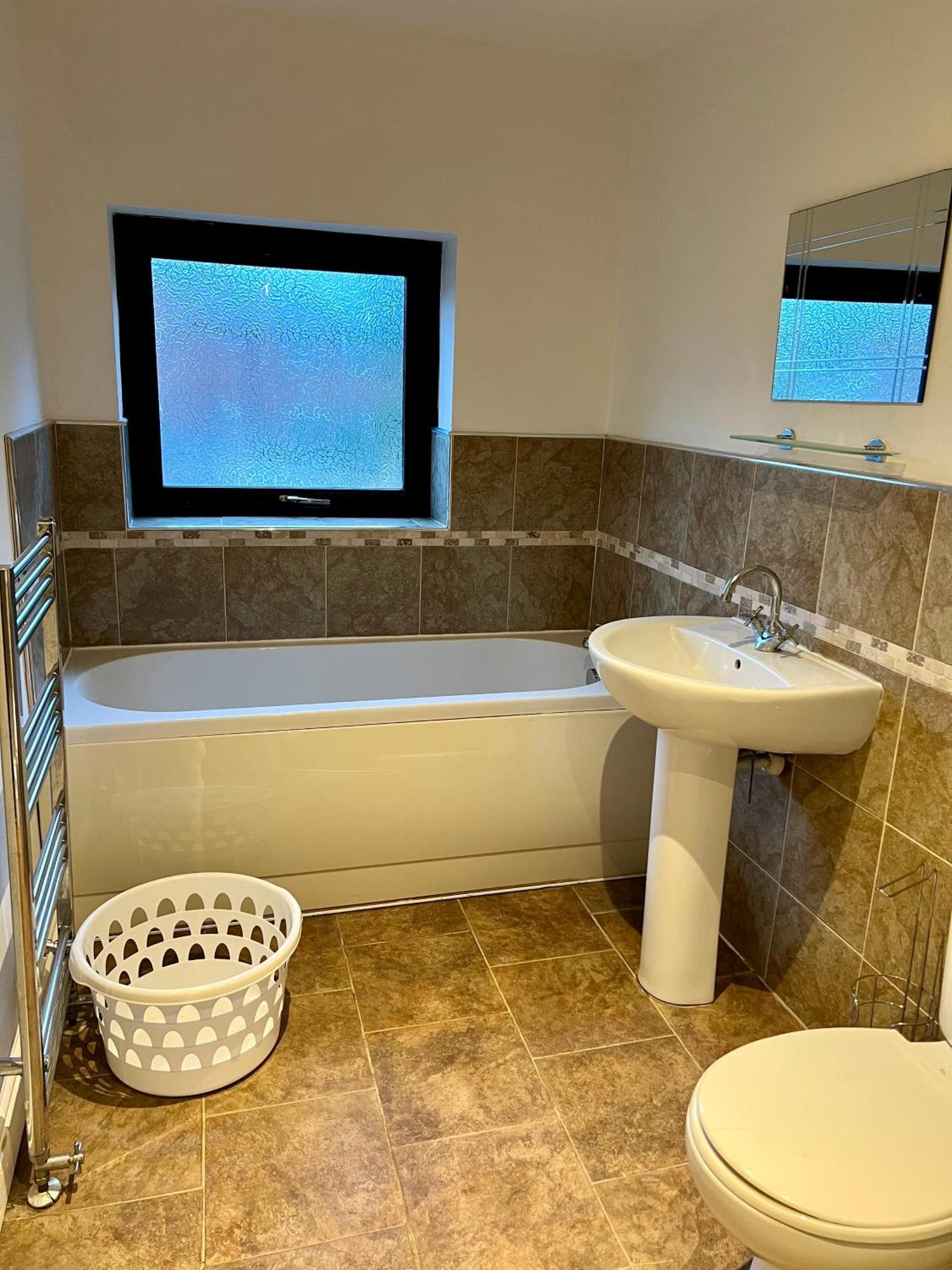 Housefield Stay, Room 4 Stoke-on-Trent ภายนอก รูปภาพ